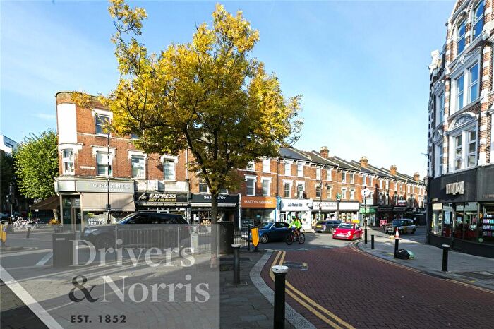 2 Bedroom Apartment To Rent In Wilton Road, Muswell Hill, London, N10