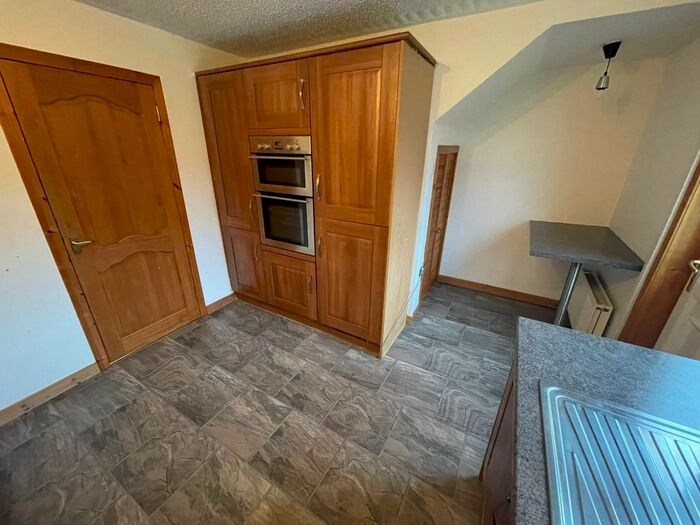 3 Bedroom Terraced House To Rent In Swintons Place, Hill Of Beath, Fife KY4