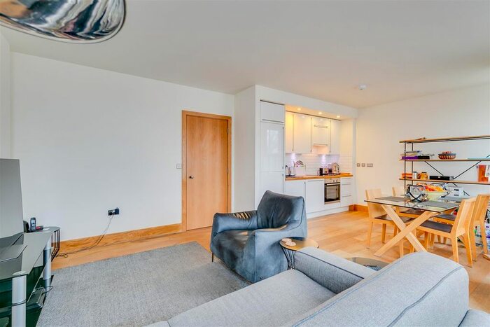 2 Bedroom Flat To Rent In Tollbooth Apartments, Upham Park Road, London, W4