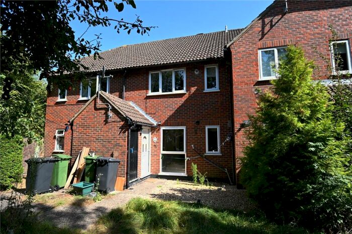 1 Bedroom Apartment To Rent In Badgers Bank, Lychpit, Basingstoke, Hampshire, RG24