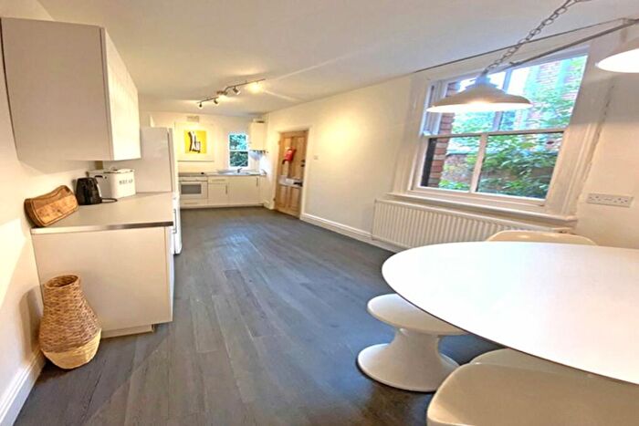 4 Bedroom Terraced House To Rent In Adderley Road, LE2