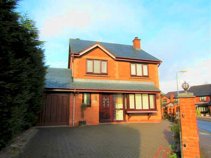 4 Bedroom Detached House To Rent In Shrubbery Close, Walmley, B76
