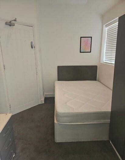 1 Bedroom Semi-Detached House To Rent In Watling Street, Gillingham, ME7