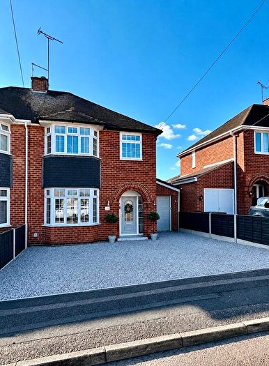 3 Bedroom Semi Detached House For Sale In Kenthurst Close, Coventry, CV5