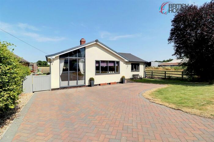 3 Bedroom Bungalow For Sale In West End Road, Epworth, Doncaster, Lincolnshire, DN9