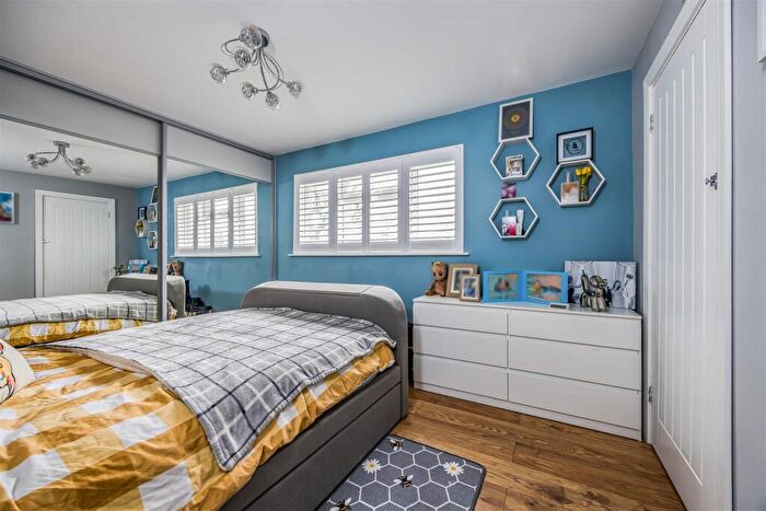 2 Bedroom Semi-Detached House For Sale In Hooks Farm Way, Havant, PO9