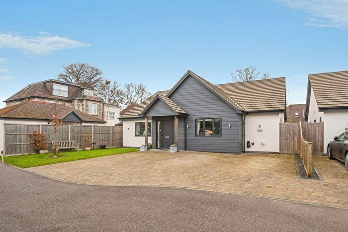 3 Bedroom Bungalow For Sale In St Anne's Close, Havant Road, Emsworth, Hampshire, PO10