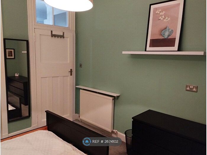 1 Bedroom Flat To Rent In Shakespeare Street, Glasgow, G20