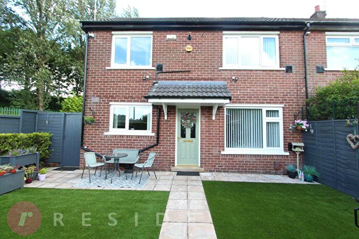2 Bedroom Semi-Detached House For Sale In Gerrard Street, Kirkholt, Rochdale, OL12