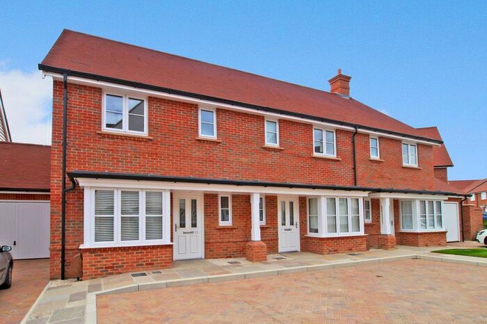 3 Bedroom Terraced House To Rent In Longhurst Avenue, Highwood, Horsham, RH12