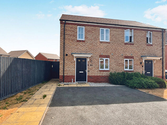 2 Bedroom Semi-Detached House For Sale In Spitfire Road, Southam, CV47
