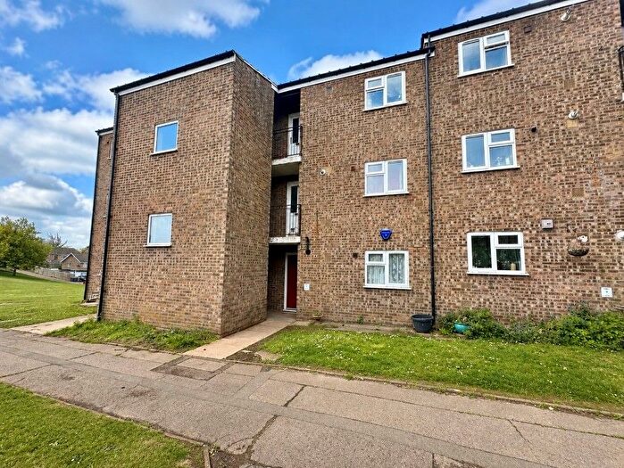 1 Bedroom Flat For Sale In Hunters Close, Northampton, Northamptonshire, NN2