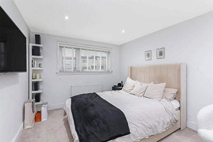 3 Bedroom Terraced House For Sale In Macbeth, East Kilbride, Glasgow, South Lanarkshire, G74