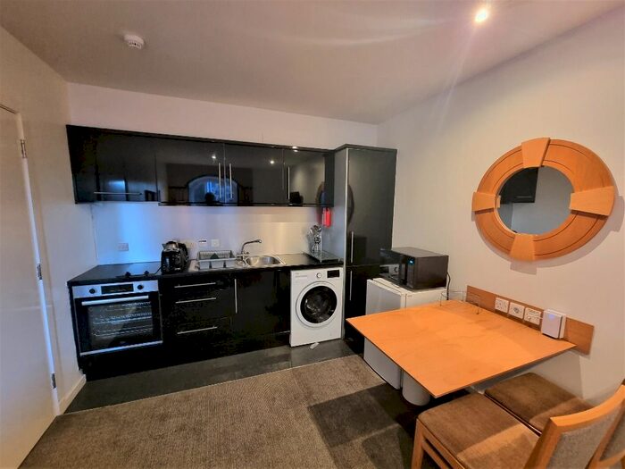 1 Bedroom Flat To Rent In Rosemount Viaduct, Rosemount, Aberdeen, AB25