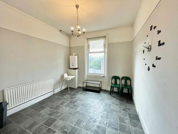 3 Bedroom Maisonette To Rent In Coatsworth Road, Gateshead, NE8