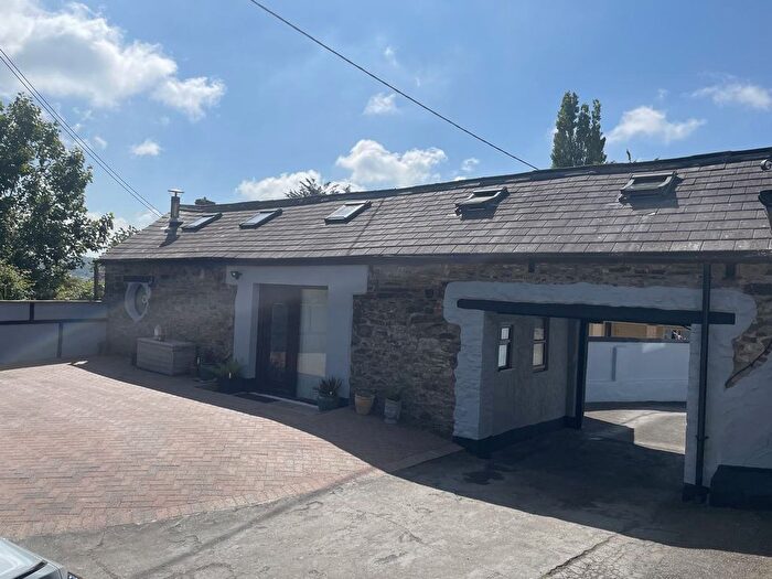 1 Bedroom Barn Conversion To Rent In Herton, Lake, EX31