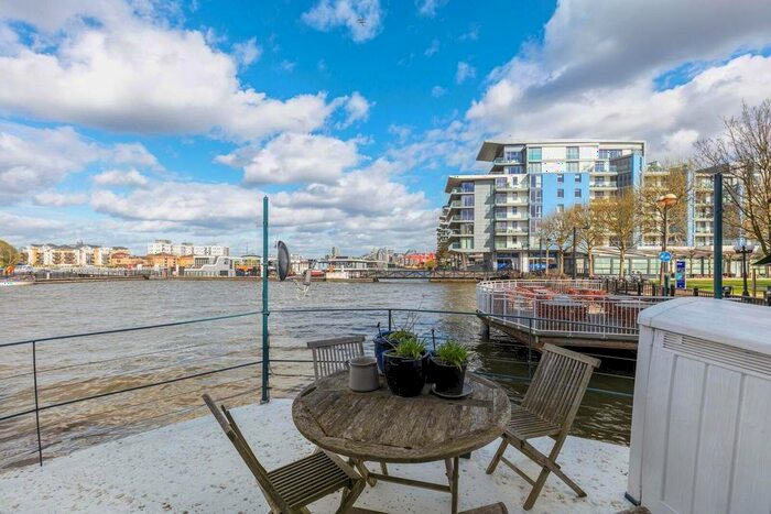 5 Bedroom Property To Rent In Lightermans Walk, Wandsworth, SW18