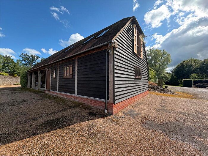 1 Bedroom Apartment To Rent In Bentworth, Alton, Hampshire, GU34