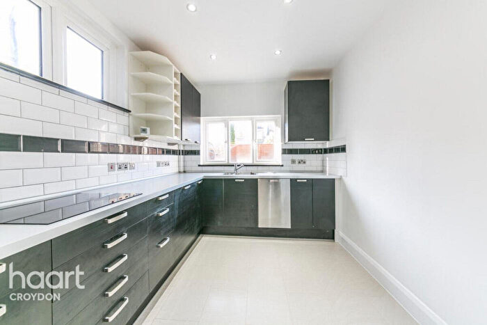 3 Bedroom Terraced House To Rent In Addiscombe Court Road, Croydon, CR0