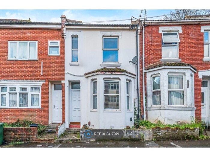 4 Bedroom Terraced House To Rent In Woodside Road, Southampton, SO17