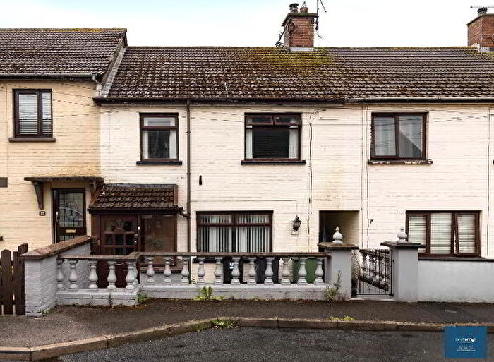 3 Bedroom Mid Terraced House For Sale In Tullyhugh Park, Tandragee, BT62
