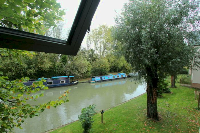 2 Bedroom Apartment To Rent In Waterside House, Milton Keynes, Milton Keynes, MK6