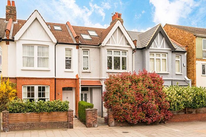 1 Bedroom Flat For Sale In Church Lane, Tooting Bec, SW17