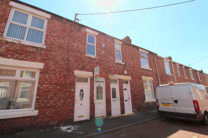 2 Bedroom Flat To Rent In Queen Street, Birtley DH3