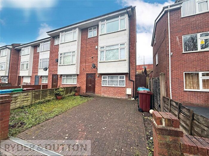 3 Bedroom End Of Terrace House To Rent In Woodlands Road, Manchester, Greater Manchester, M8