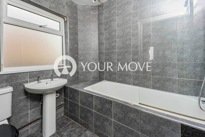 5 Bedroom Detached House To Rent In St. Vincents Road, Dartford, Kent, DA1