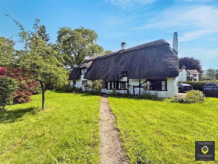2 Bedroom Cottage For Sale In High Street, Upton St. Leonards, GL4