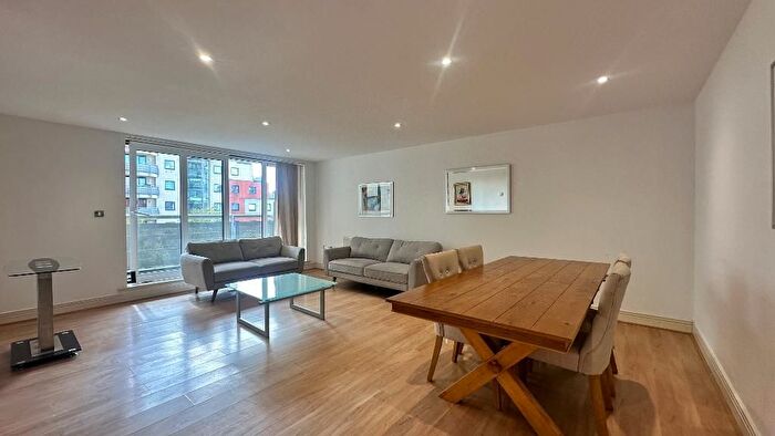 2 Bedroom Flat To Rent In Ward Wharf Approach, Tradewinds, London, E16