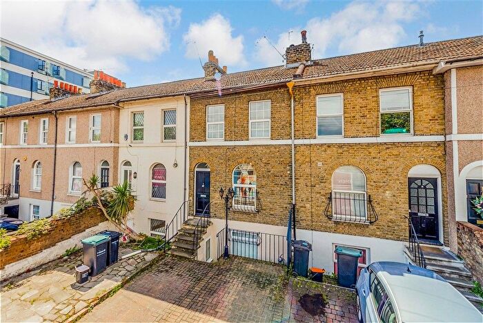 3 Bedroom Terraced House For Sale In Zion Place, Gravesend, Kent, DA12