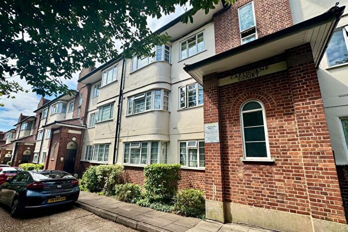 2 Bedroom Flat To Rent In Alexandra Avenue, Harrow, HA2