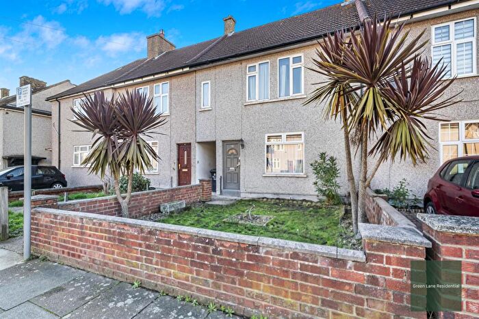 2 Bedroom House For Sale In Baron Road, Dagenham, RM8