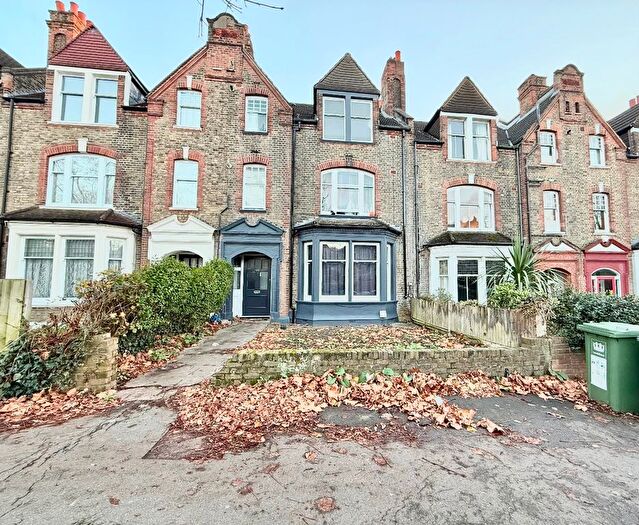 1 Bedroom Flat To Rent In Adelaide Avenue, London, SE4