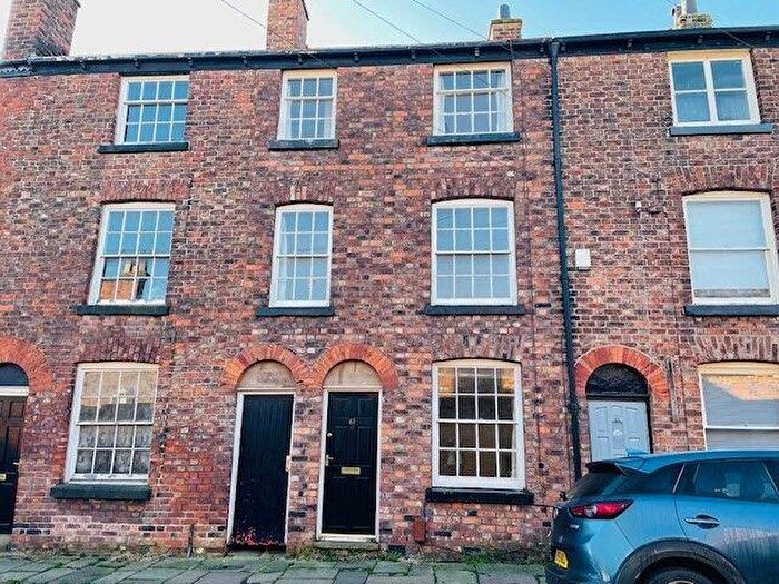 3 Bedroom Terraced House For Sale In Chapel Street, Macclesfield, SK11