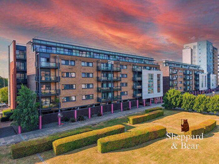 2 Bedroom Flat For Sale In Ferry Court, Cardiff, CF11