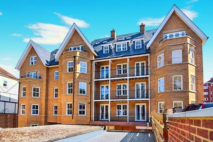 1 Bedroom Apartment To Rent In Exton Gardens, Knyveton Road, Bournemouth, BH1