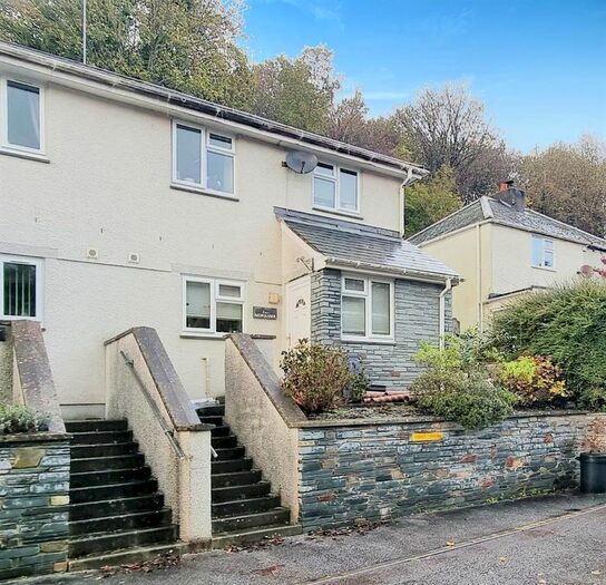 3 Bedroom Semi-Detached House To Rent In Trenant Vale, Wadebridge, PL27