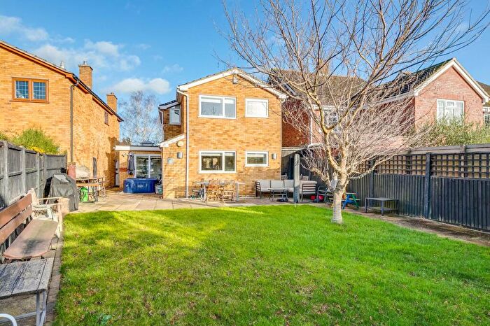 4 Bedroom Detached House For Sale In Luton Road, Wilstead, MK45