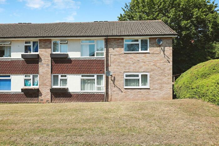 2 Bedroom Flat For Sale In Woodman Court, Stratford-Upon-Avon, CV37