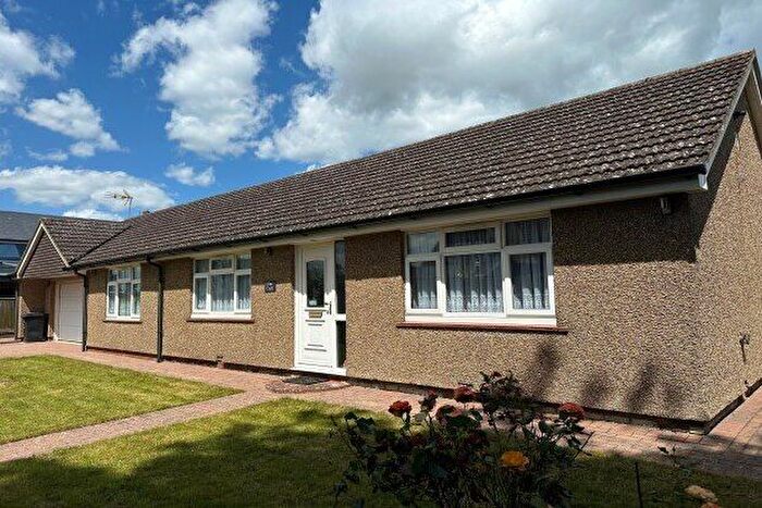 3 Bedroom Detached Bungalow To Rent In Well Lane, Dover, CT15