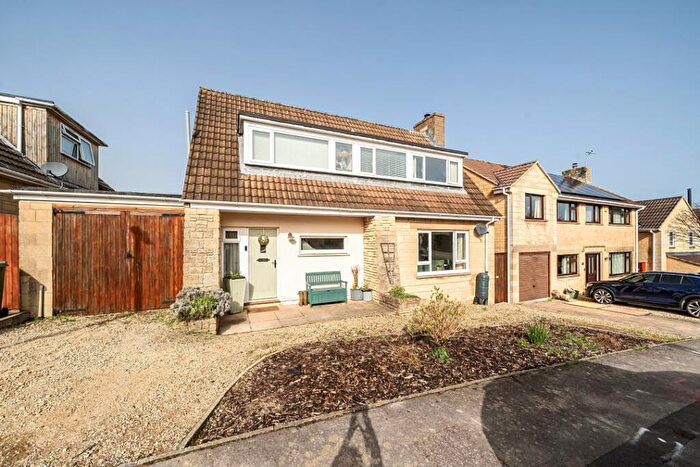 4 Bedroom Detached House For Sale In Highworth, Swindon, SN6