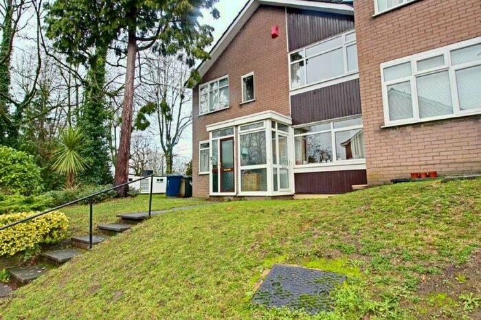 2 Bedroom Flat To Rent In Sonia Gardens, North Finchley, N12