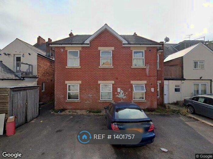 2 Bedroom Flat To Rent In Christchurch Road, Bournemouth, BH7