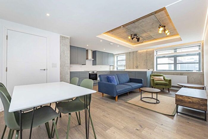 3 Bedroom Flat To Rent In Watson Studios, Wimbledon, SW19