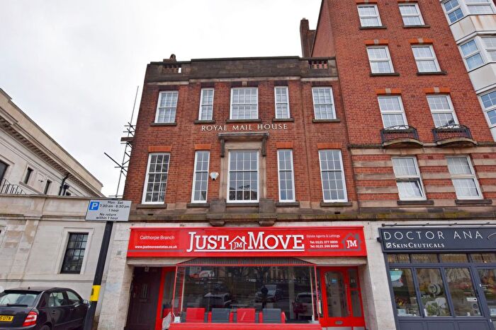 3 Bedroom Flat To Rent In Top Floor Flat, Calthorpe Road, Birmingham, B15