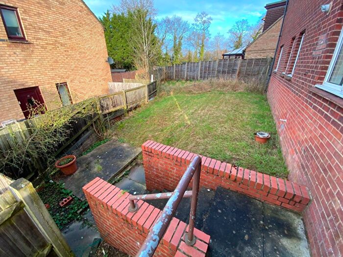 2 Bedroom Maisonette To Rent In Robertson Close, Shenley Church End, Milton Keynes, MK5