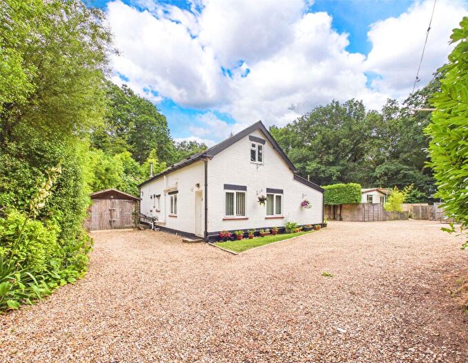 3 Bedroom Detached House For Sale In Burley Road, Bransgore, Christchurch, Dorset, BH23